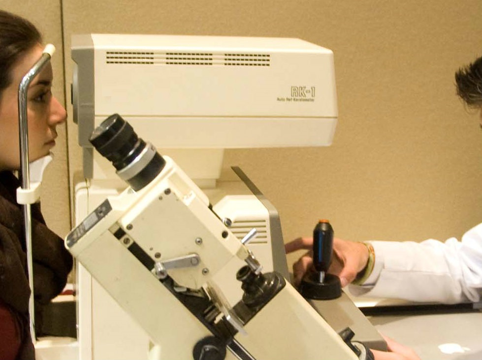 Eye center